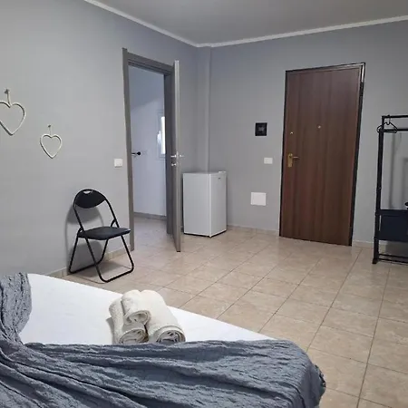 Holiday home Airport House