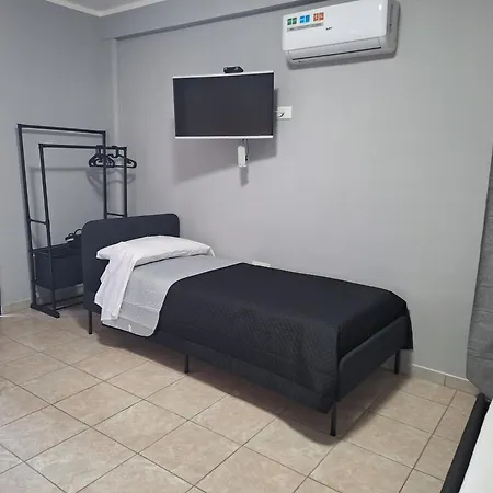 Holiday home Airport House *