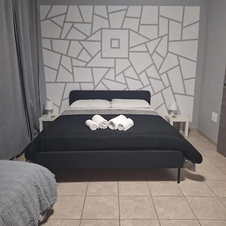 Holiday home Airport House Catania